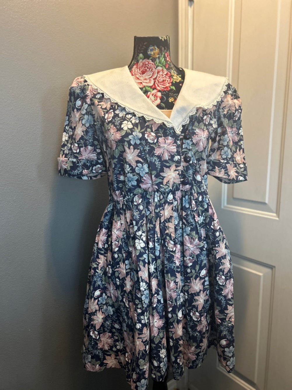 Vtg Tina Barrie Petites Dress Size 8 Floral Lace Collar Cottagecore Prairie USA